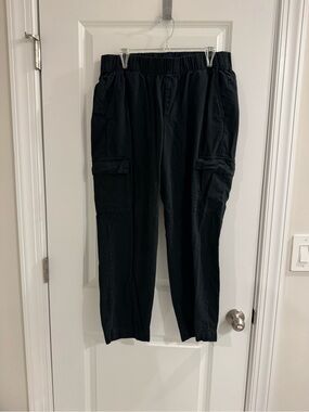 GAP Black Cargo Pants with Elastic Waist